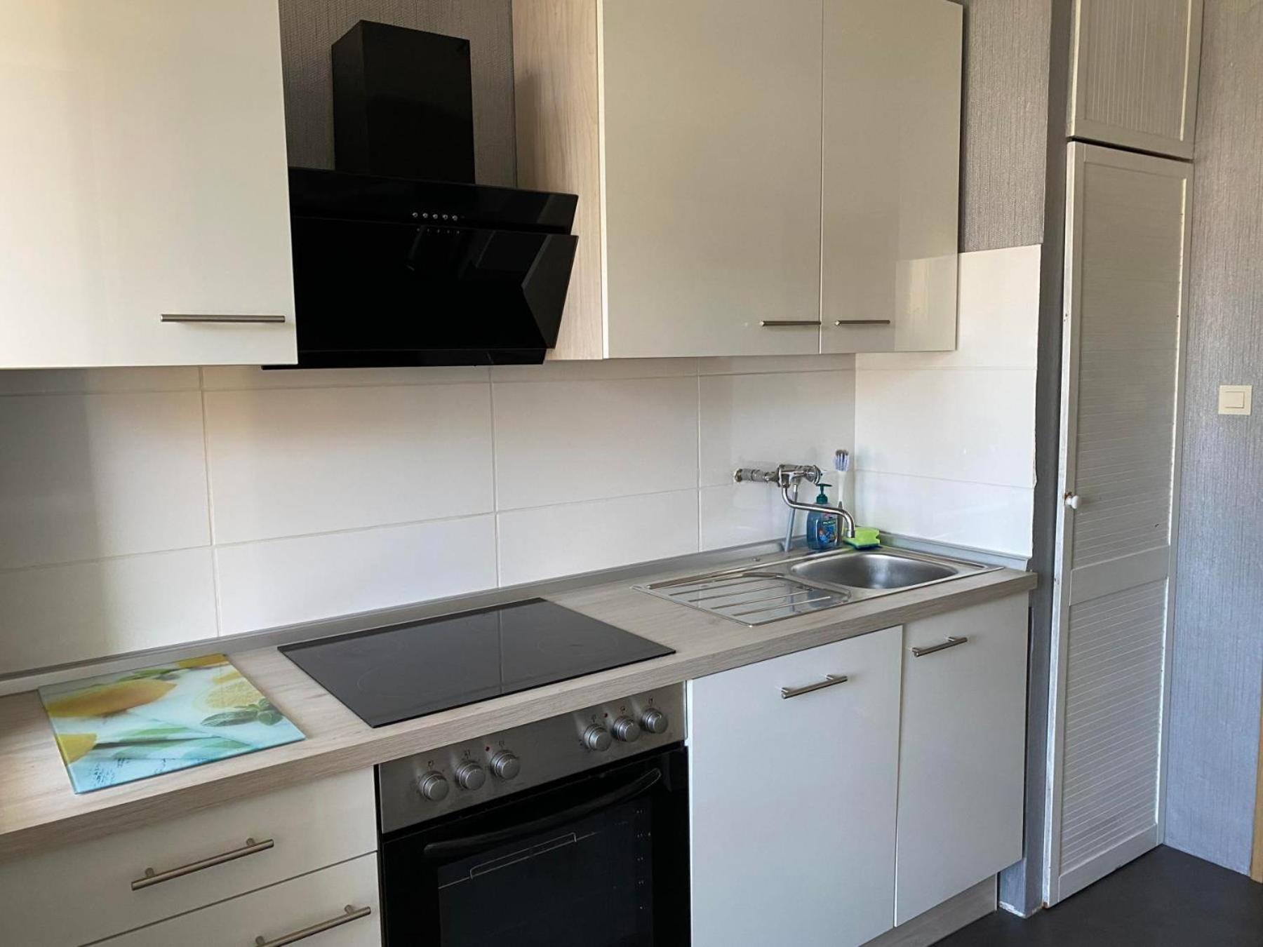 Fewo Am Deich 1 Zentral Mit Stadtblick Und Kontaktloser Check In Bremerhaven Exterior photo